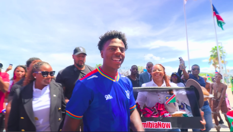 Le streamer IShowSpeed lors de sa tournée d'émissions en direct sur le continent africain. Capture d'écran : Vidéo officielle « I Spent 30 Days Exploring All Of Africa! » / YouTube (2026) — Exception de courte citation.
